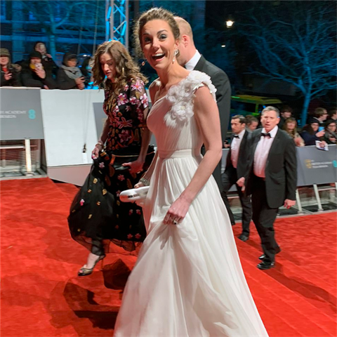 Kate Middleton na udlen cen BAFTA. Snmek podila dcera Karen Anvil,...