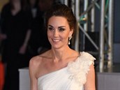Kate Middleton na udílení cen BAFTA opt zazáila.