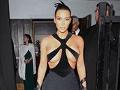 Kim Kardashian  sáhla po patných atech!