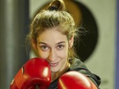 Marta Dancingerová jako veho schopná boxerka v Ordinaci v rové zahrad 2