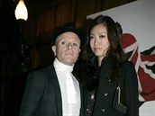 Keith Flint si japonskou DJ Mayumi Kai vzal v roce 2006 za manelku.