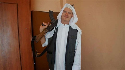 Michael Skramo, védský expert na islamofobii, který konvertoval k Islámskému...