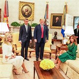 Premiér Andrej Babiš s manželkou Monikou se na návštěvě v Bílém domě setkali s...