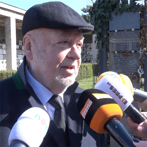 V�clav Hyb� m�l k Janou�kov� velmi bl�zko.