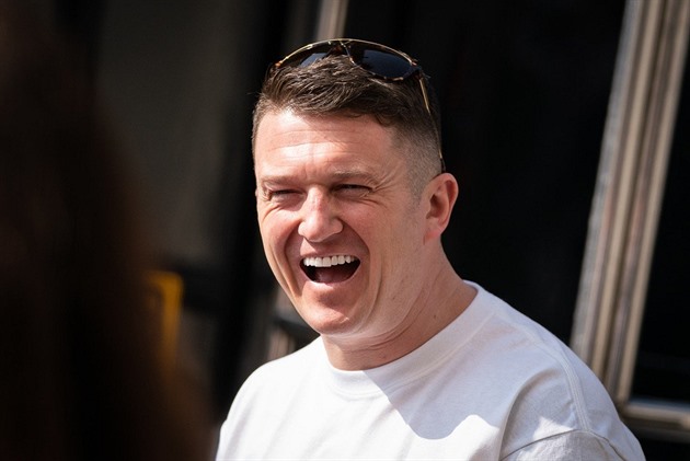 Tommy Robinson je známý provokatér.