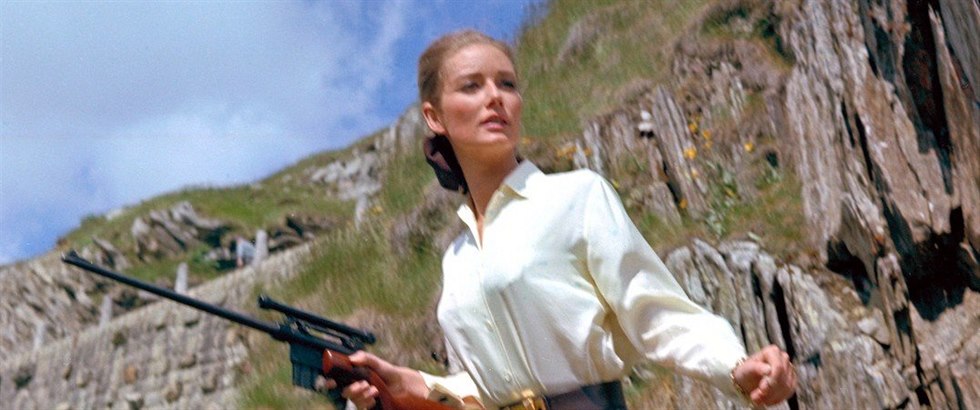 Tania Mallet, která si zahrála Bond girl v Goldfingeru, zemela.