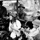 Jane Fonda pzovala s vietnamskmi vojky a hlavn zbran, kter bojovala proti...
