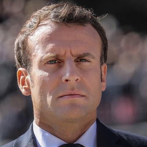Macron je pr vyerpan, sm a na pokraji vyhoen.
