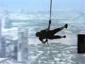 Video dne: Tom Cruise natáí nový Mission Impossible
