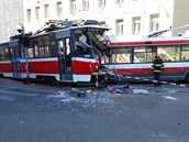 V Brn se srazila tramvaj s trolejbusem, na míst jsou desítky zranných.