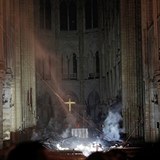Por katedrly Notre-Dame se hasim podailo uhasit po 15 hodinch.