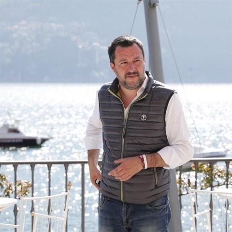 Jeero Como si oblbil i italsk ministr vnitra Matteo Salvini.