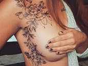 tetovani kolem prsou 19