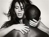 Kim Kardashian a Kanye West nafotili hodn úchylnou reklamu