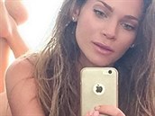 Andrea Vereová se nám na Instagramu pedvádí nahá