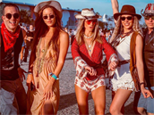 Jandová, Lounová a Kopivová na kalifornském festivalu Coachella