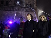 Na místo netstí se okamit vydal francouzský prezident Emmanuel Macron s...