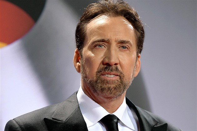 Nicolas Cage si zahraje sám sebe.