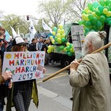 Zdenk Hib a Ivan Barto se zastnili pochodu za legalizaci marihuany.