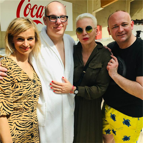 Kate�ina Kornov� se synem Filipem p�i�li podpo�it akci Women for Women.