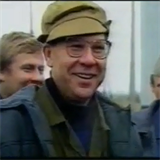 Valerij Legasov je muem, kter hasil ernobyl. Nemoc z ozen a deprese ho dohnaly a k sebevrad.