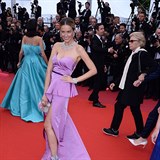 Petra Němcová letos v Cannes propagovala udržitelnou módu.
