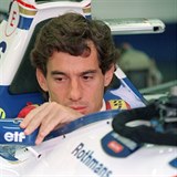 Ayrton Senna ped svm poslednm zvodem.