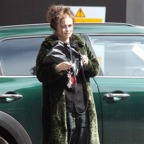 Helena Bonham Carter v koichu.