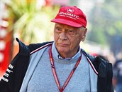 Zemela legenda Formule 1 Niki Lauda.