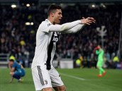 Cristiano Ronaldo v dresu Juventusu Turín