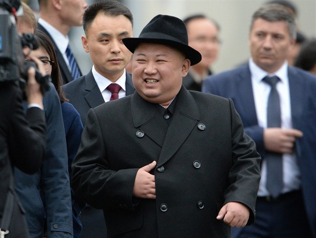 Kim Čong-un bezhlavě popravuje každého, kdo se znelíbí jeho krutovládě.
