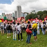 V Hongkongu vyšli lidé do ulic. Nelíbí se jim návrh zákona, který by umožnil...