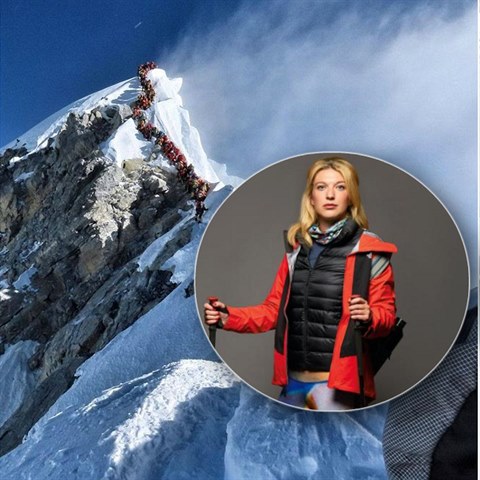 Horolezkyn popsala, co se dje na Everestu.