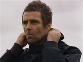 Liam Gallagher má tyi dti se tymi enami.