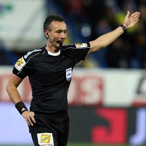 Petr Ardeleanu se za sv� b�dn� v�kony do�kal pov��en�.