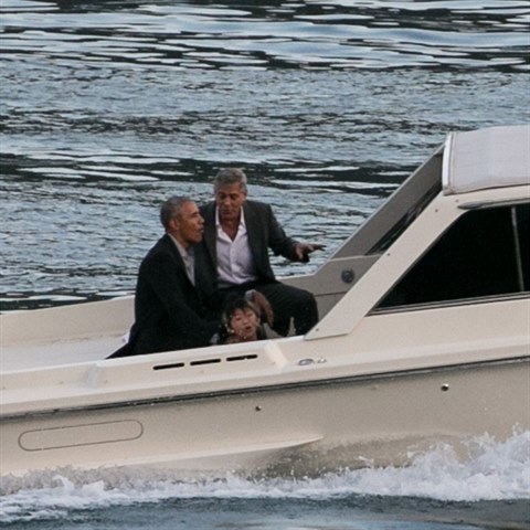 Barack Obama a George Clooney se projeli lod. A jsou z toho snmky jako z...