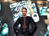 Nedávno se stala kolekce Luka Hanáka vrcholem Czech Fashion Weeku.