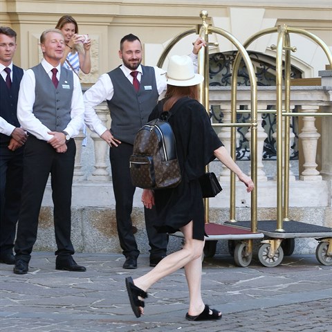 Julianne Moore se lou s Karlovmi Vary.