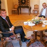 Andrej Babi jednal s Miloem Zemanem a Janem Hamkem o odvoln ministra...