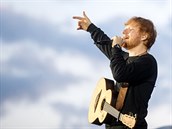 Co jste nevdli o Edu Sheeranovi, který pobláznil Prahu?