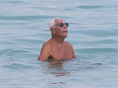 Giorgio Armani na dovolené