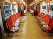 Dopravní podnik v Praze testuje nové sedaky a jejich postavení ve vagonech...