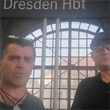 Nrodn nacionalist hldkovali zaali obhldku vlak v Dranech.