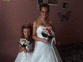 Na svatbu se chystala v pokojíku své mrtvé dcerky.