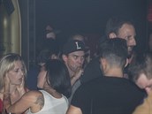 Láa Hruka se na párty DJ Uwy Vaníka poádn rozjel.