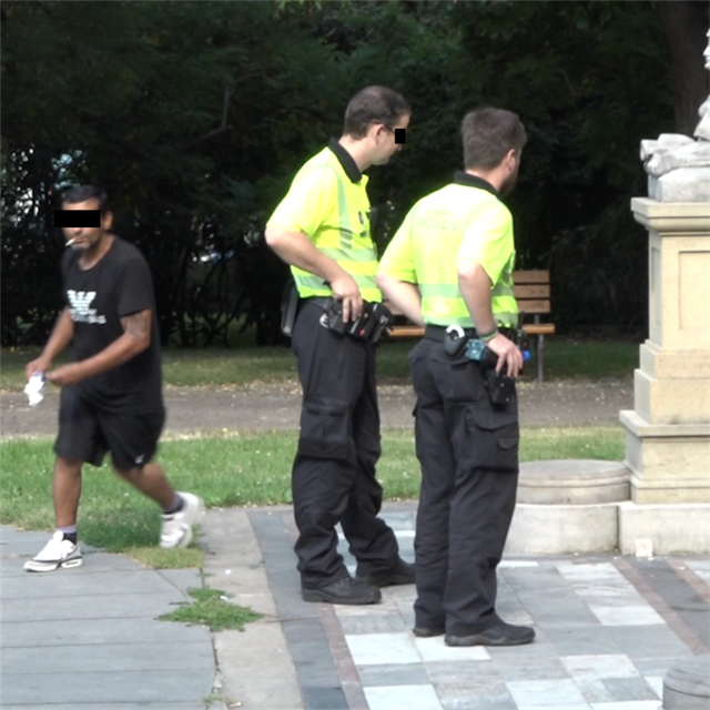 V 9 hodin rno sebrali policist u tyi stkaky.