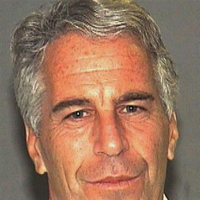 Jeffrey Epstein spchal zejm sebevradu.