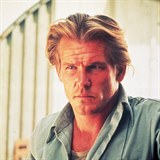 Nick Nolte bval charizmatick mu. Pak se o sebe pestal starat a nechal zubu...