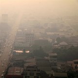 Města v okolí amazonských pralesů zažívají dobu kouřovou.