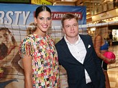 Aneta Vignerová s Petrem Kolekem na premiée jeho filmu.